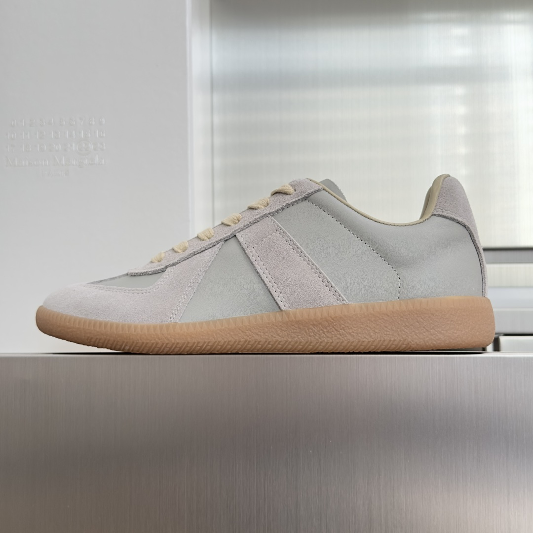 顶级版本:情侣款MaisonMargiela MM6 马吉拉 情侣款 德训鞋 休闲 运动鞋原版购入开发 顶级版本:情侣款MaisonMargiela MM6 马吉拉 情侣款 德训鞋 休闲 运动鞋原版购入开发
