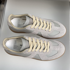 顶级版本:情侣款MaisonMargiela MM6 马吉拉 情侣款 德训鞋 休闲 运动鞋原版购入开发 顶级版本:情侣款MaisonMargiela MM6 马吉拉 情侣款 德训鞋 休闲 运动鞋原版购入开发