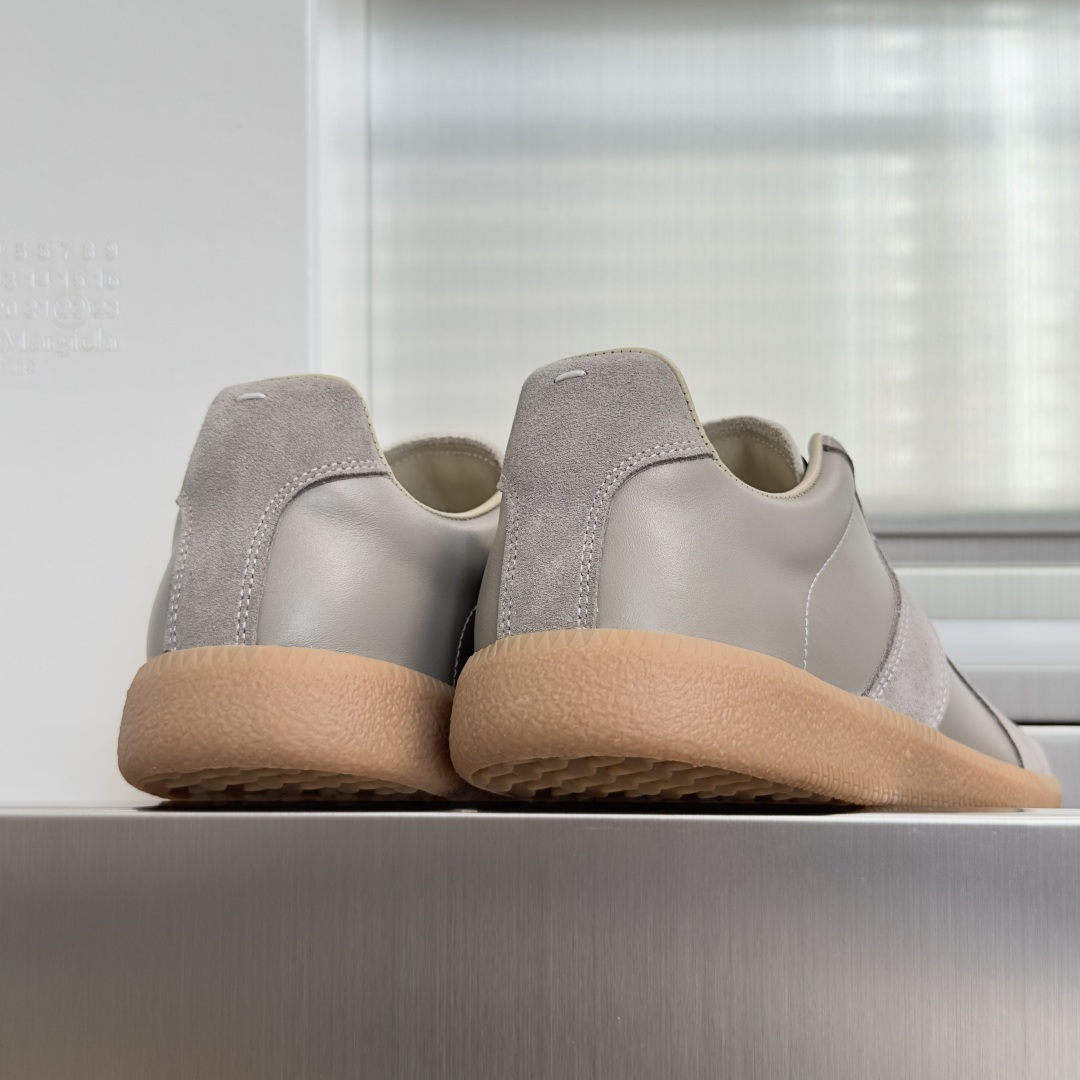 顶级版本:情侣款MaisonMargiela MM6 马吉拉 情侣款 德训鞋 休闲 运动鞋原版购入开发 顶级版本:情侣款MaisonMargiela MM6 马吉拉 情侣款 德训鞋 休闲 运动鞋原版购入开发