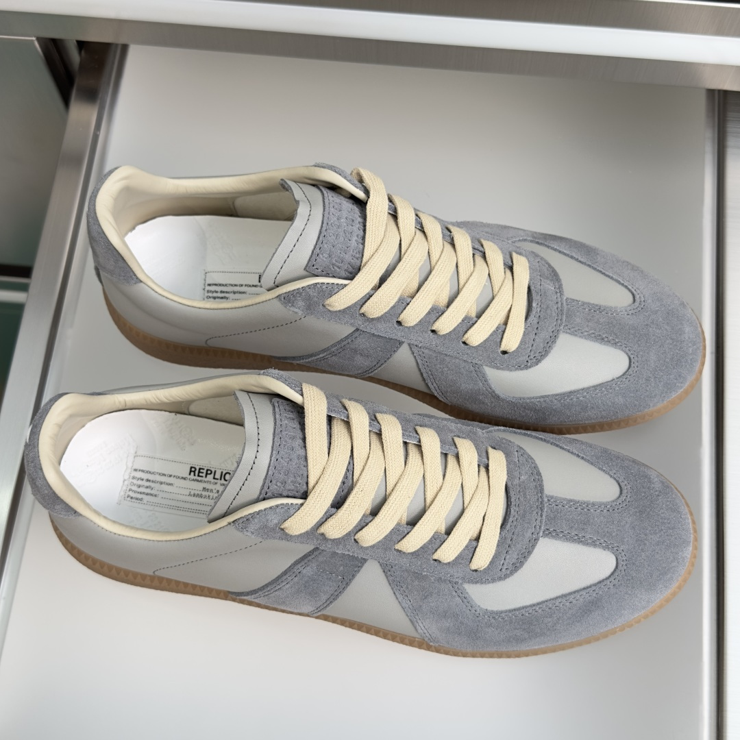 顶级版本:情侣款MaisonMargiela MM6 马吉拉 情侣款 德训鞋 休闲 运动鞋原版购入开发 顶级版本:情侣款MaisonMargiela MM6 马吉拉 情侣款 德训鞋 休闲 运动鞋原版购入开发