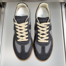 顶级版本:情侣款MaisonMargiela MM6 马吉拉 情侣款 德训鞋 休闲 运动鞋原版购入开发 顶级版本:情侣款MaisonMargiela MM6 马吉拉 情侣款 德训鞋 休闲 运动鞋原版购入开发
