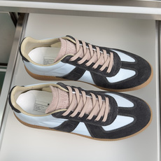 顶级版本:情侣款MaisonMargiela MM6 马吉拉 情侣款 德训鞋 休闲 运动鞋原版购入开发 顶级版本:情侣款MaisonMargiela MM6 马吉拉 情侣款 德训鞋 休闲 运动鞋原版购入开发