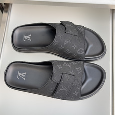 顶级版本:男款LV 路易威登 L家 驴牌Venice系列 魔术贴 厚底 凉拖鞋本款 LV Venice 顶级版本:男款LV 路易威登 L家 驴牌Venice系列 魔术贴 厚底 凉拖鞋本款 LV Venice