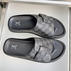 顶级版本:男款LV 路易威登 L家 驴牌Venice系列 魔术贴 厚底 凉拖鞋本款 LV Venice 顶级版本:男款LV 路易威登 L家 驴牌Venice系列 魔术贴 厚底 凉拖鞋本款 LV Venice