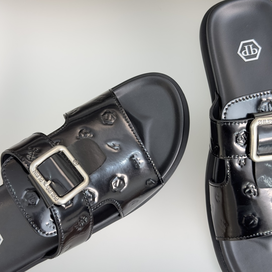 顶级版本：男款Philipp Plein 德国 轻奢 骷髅头 厚底 一字 交叉凉鞋 拖鞋Philipp 