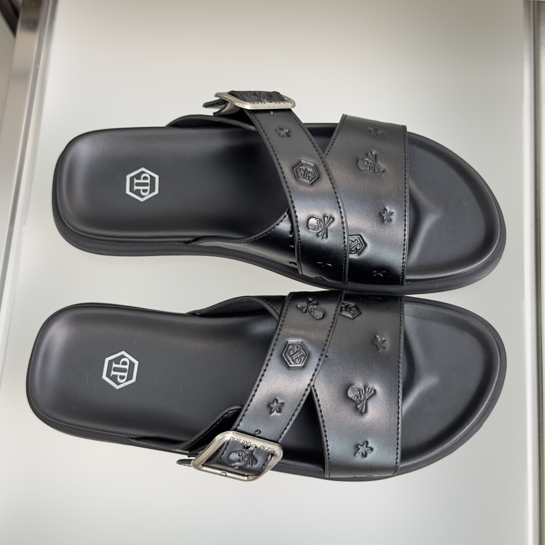 顶级版本:男款Philipp Plein 德国 轻奢 骷髅头 厚底 一字 交叉凉鞋 拖鞋Philipp 顶级版本:男款Philipp Plein 德国 轻奢 骷髅头 厚底 一字 交叉凉鞋 拖鞋Philipp