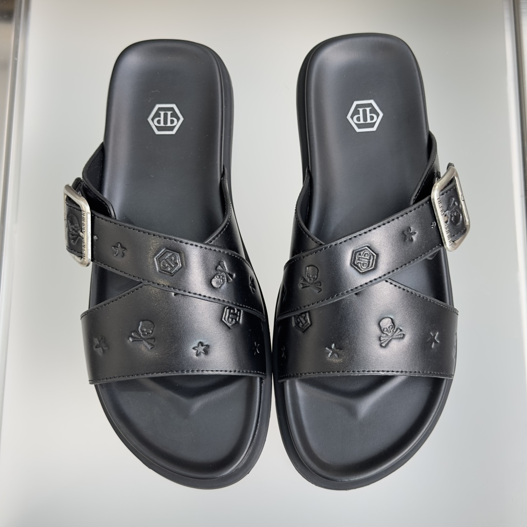 顶级版本:男款Philipp Plein 德国 轻奢 骷髅头 厚底 一字 交叉凉鞋 拖鞋Philipp 顶级版本:男款Philipp Plein 德国 轻奢 骷髅头 厚底 一字 交叉凉鞋 拖鞋Philipp