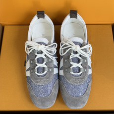 顶级版本:女款LV路易威登 L家 驴牌 最新Sneakerina系列 情侣款 玛丽珍 格利特 芭蕾运动鞋 顶级版本:女款LV路易威登 L家 驴牌 最新Sneakerina系列 情侣款 玛丽珍 格利特 芭蕾运动鞋