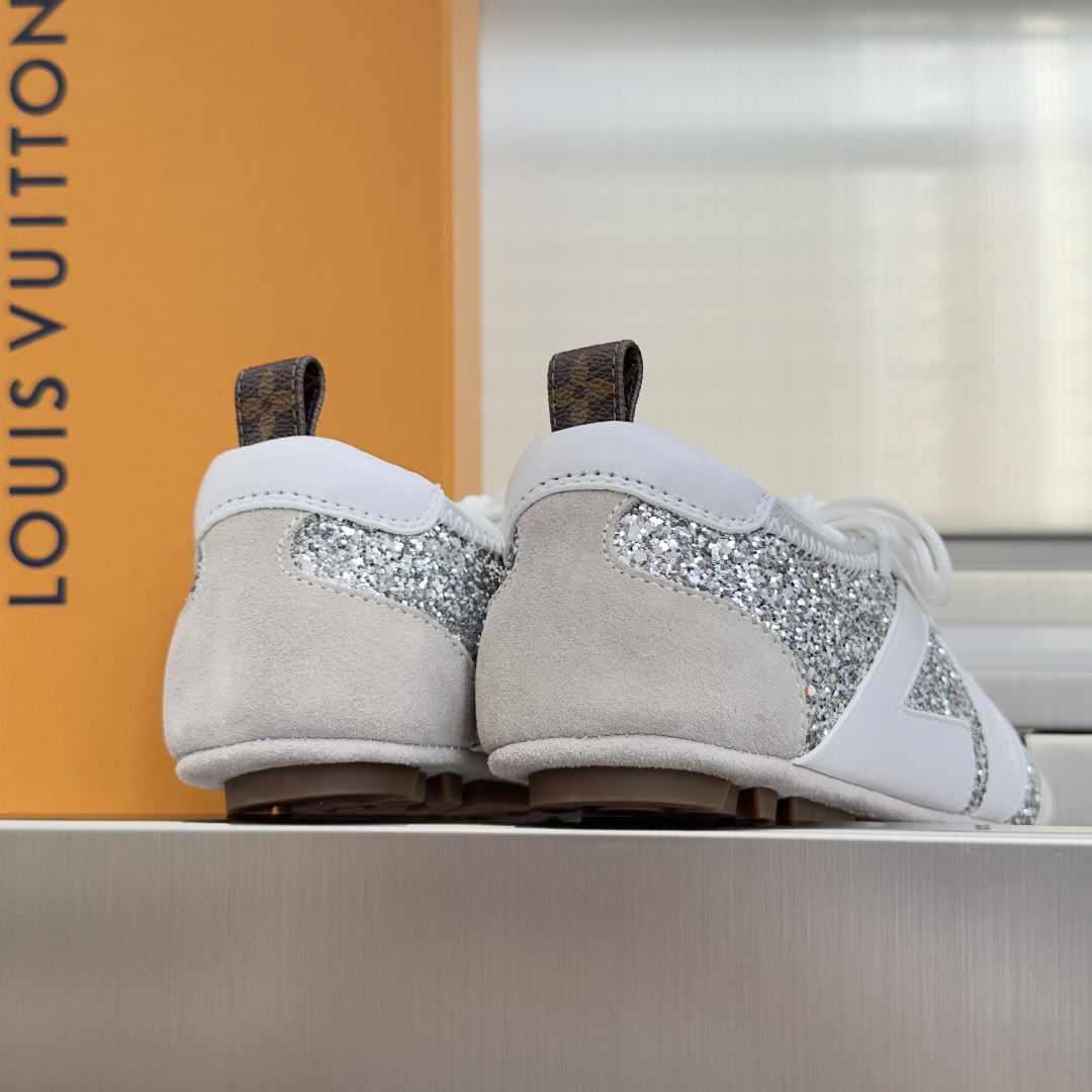 顶级版本：女款LV路易威登 L家 驴牌 最新Sneakerina系列 情侣款 玛丽珍 格利特 芭蕾运动鞋