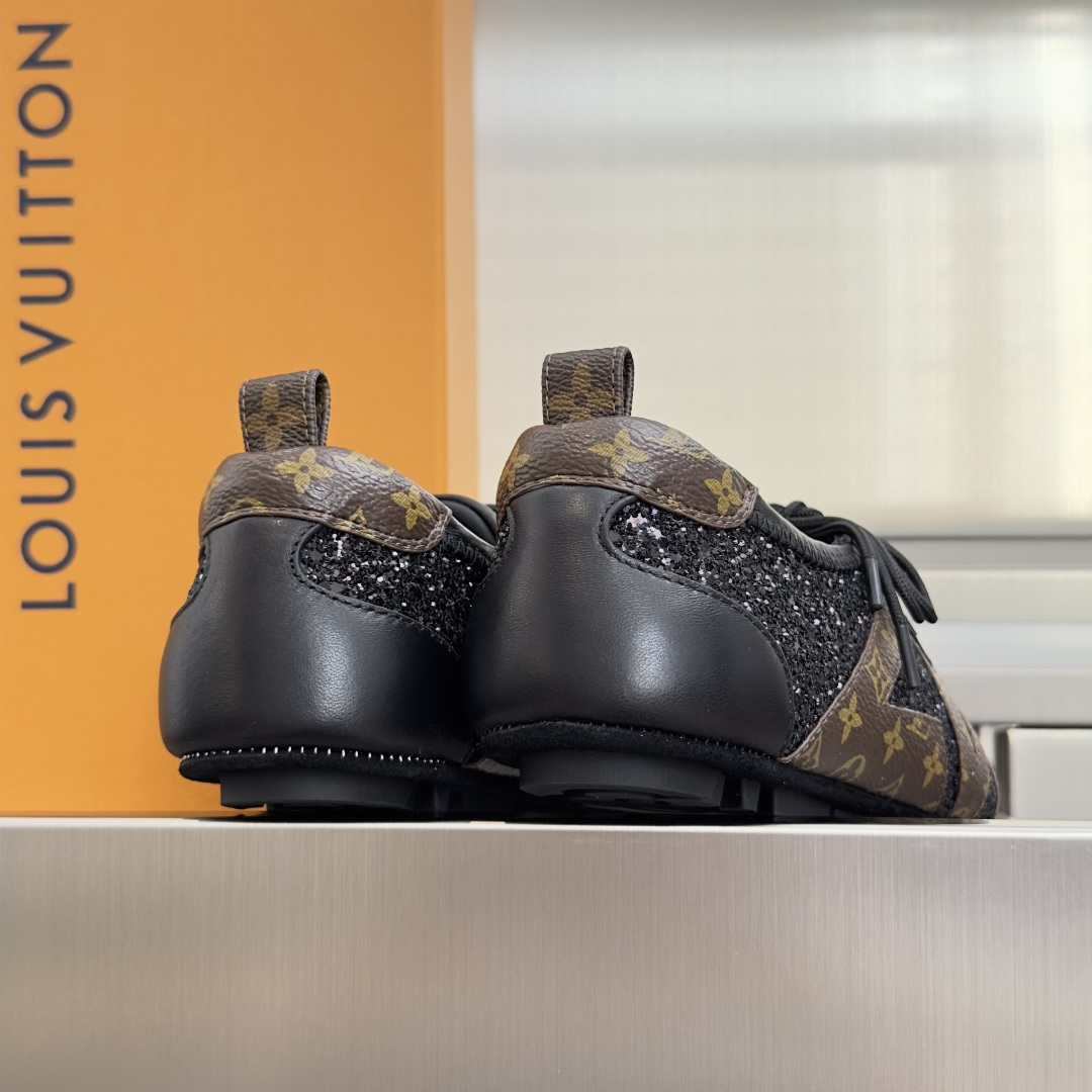 顶级版本：女款LV路易威登 L家 驴牌 最新Sneakerina系列 情侣款 玛丽珍 格利特 芭蕾运动鞋