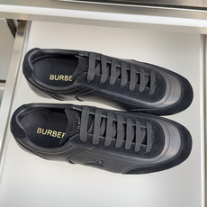 顶级版本:女款🌾男款+10Burberry巴宝莉Knight Runner 系列 情侣款 休闲 运动鞋 顶级版本:女款🌾男款+10Burberry巴宝莉Knight Runner 系列 情侣款 休闲 运动鞋