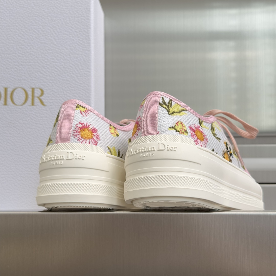 顶级版本：女款Dior迪奥Walk'n系列 老花 刺绣 厚底帆布鞋 情侣款 休闲运动鞋这款Walk'n'