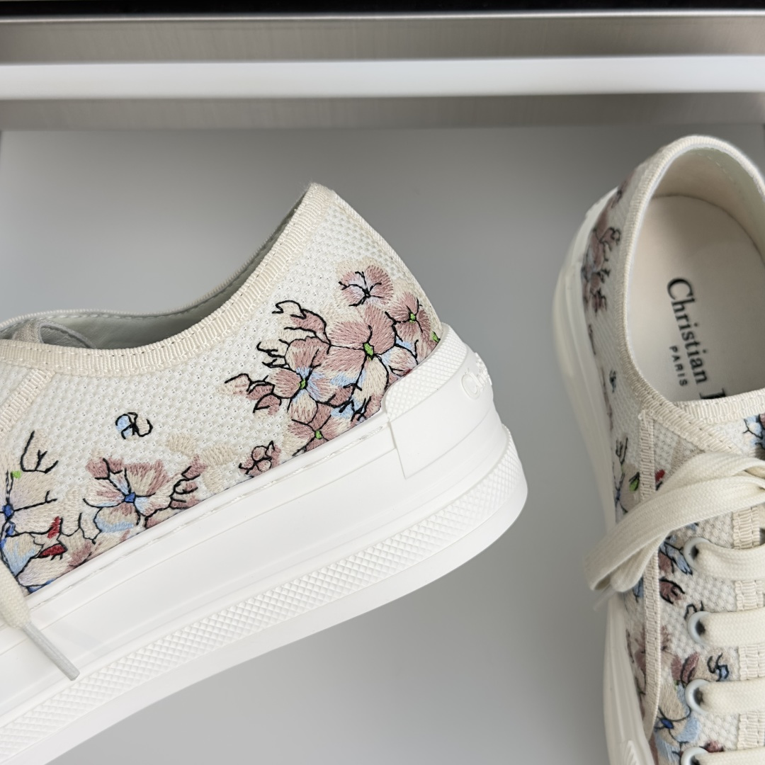 顶级版本：女款Dior迪奥Walk'n系列 老花 刺绣 厚底帆布鞋 情侣款 休闲运动鞋这款Walk'n'