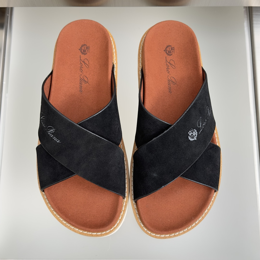 顶级版本：男款Loro Piana 诺悠翩雅LP 最新 休闲 厚底 一字拖 交叉 凉鞋 拖鞋便鞋采用交叉