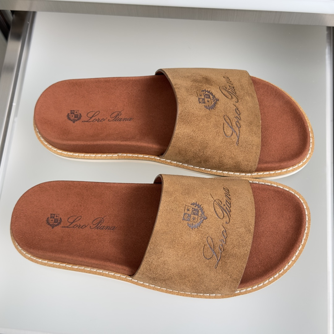 顶级版本：男款Loro Piana 诺悠翩雅LP 最新 休闲 厚底 一字拖 交叉 凉鞋 拖鞋便鞋采用交叉