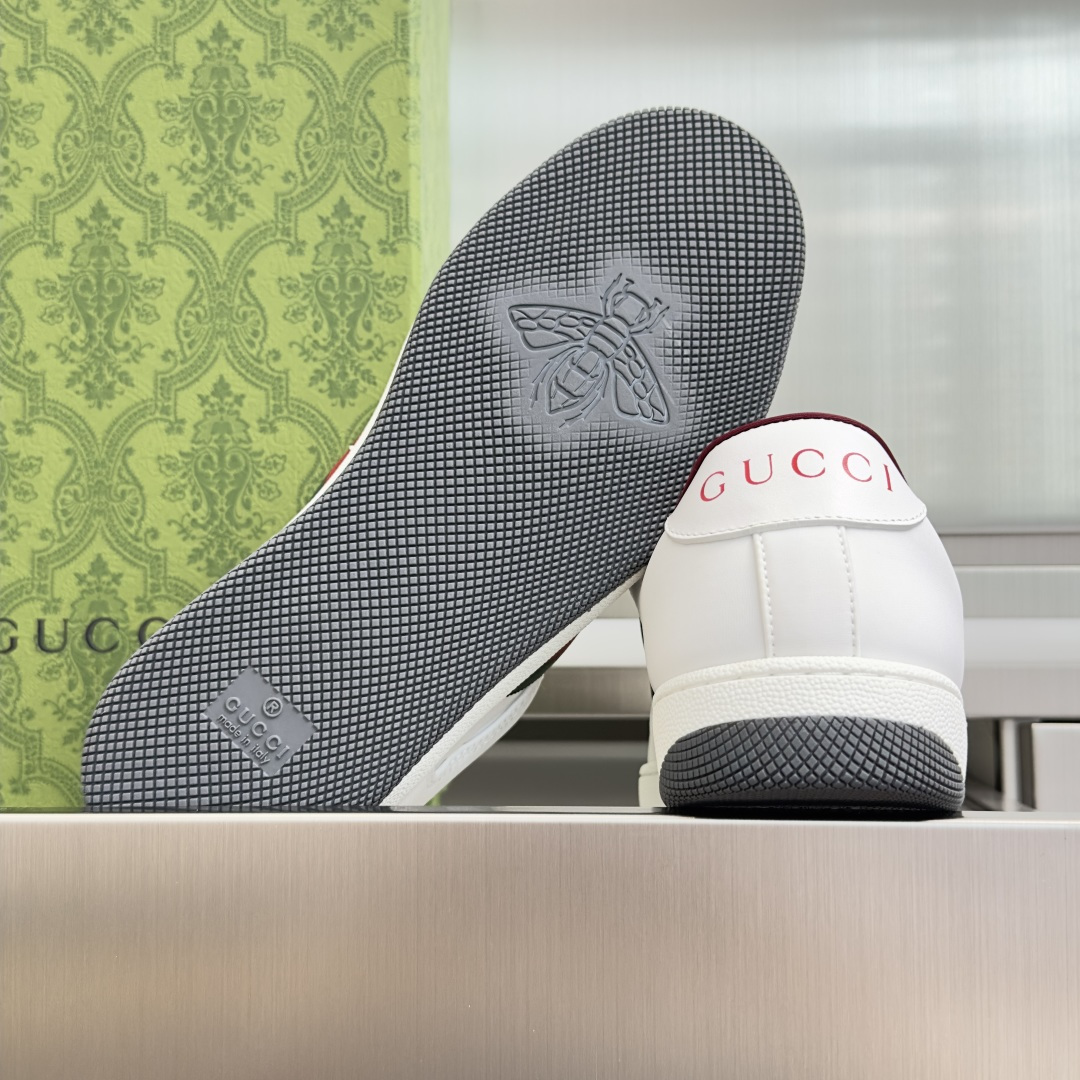 顶级版本:情侣款Gucci古驰G家 最新配色 Screener系列 小脏鞋 做旧 脏脏鞋 休闲 运动鞋 顶级版本:情侣款Gucci古驰G家 最新配色 Screener系列 小脏鞋 做旧 脏脏鞋 休闲 运动鞋
