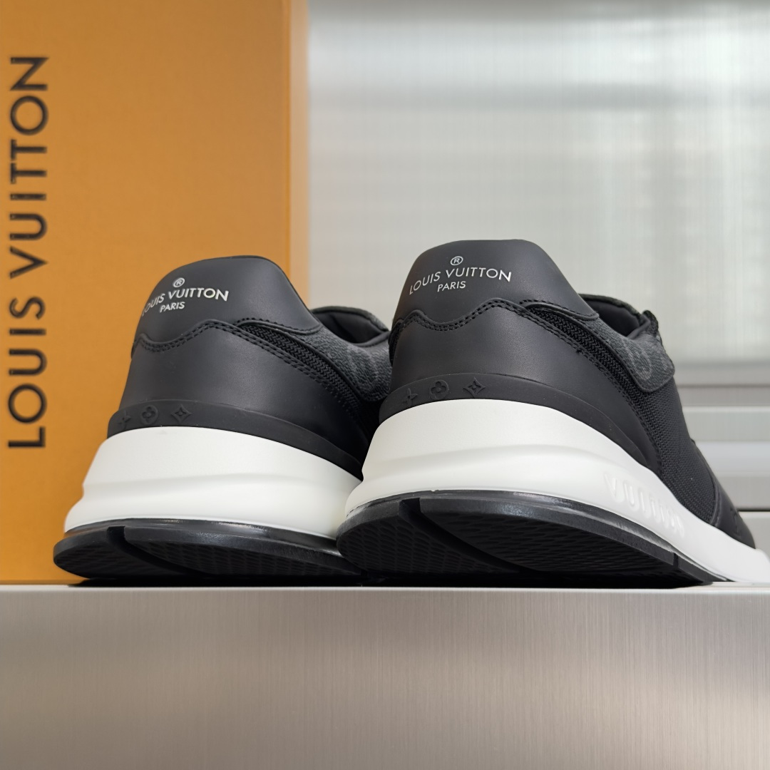 顶级版本：男款LV 路易威登 驴牌L家 经典Run Away系列 休闲 运动鞋 老爹鞋原版购入开发 做货