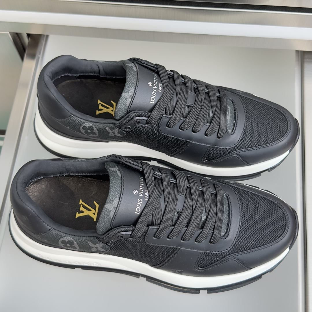 顶级版本：男款LV 路易威登 驴牌L家 经典Run Away系列 休闲 运动鞋 老爹鞋原版购入开发 做货