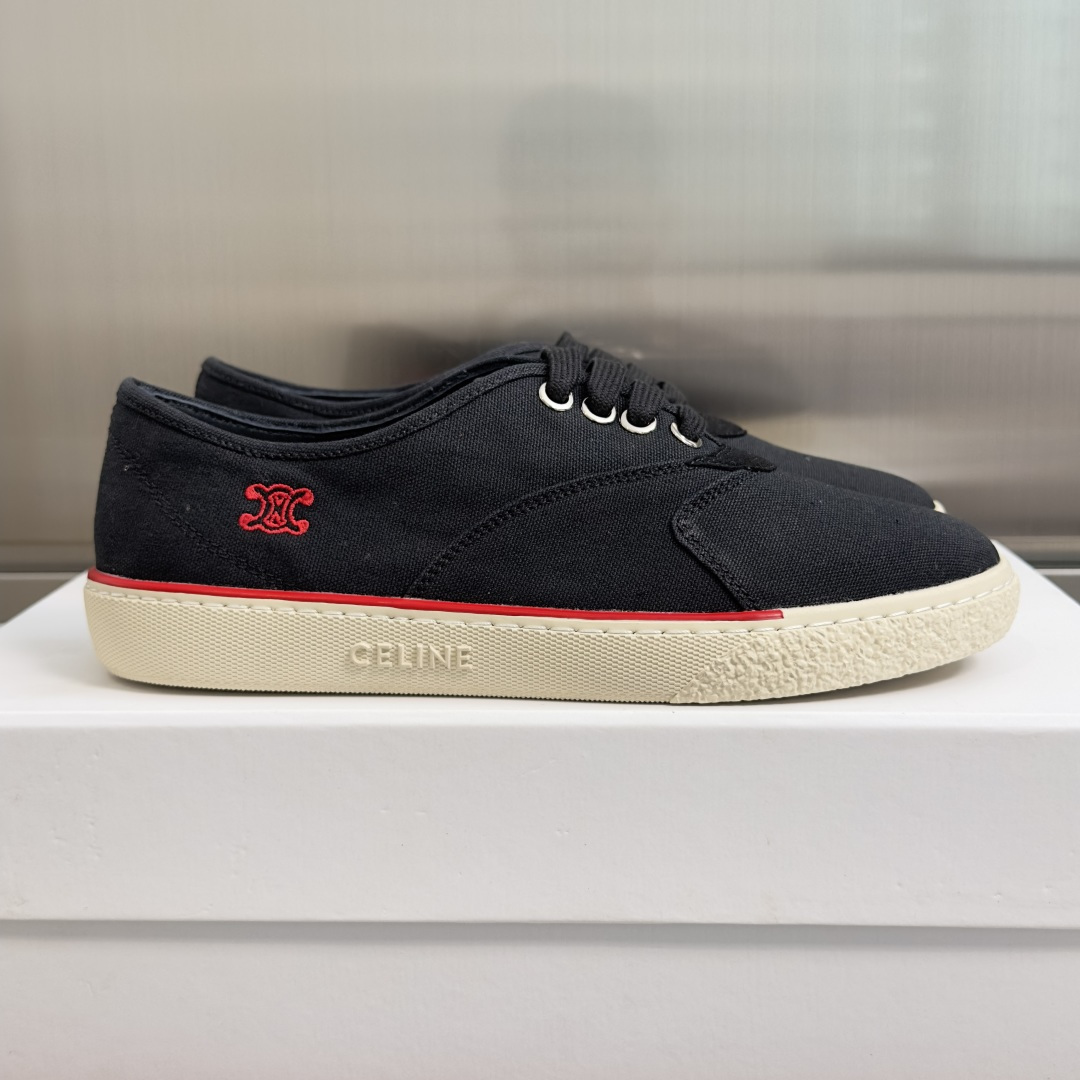 NO:884455,Top version of women's Celine Celine Alan series casual canvas shoes skate shoes sports shoes white shoes original purchase development and production This pair of Alan's shoes is full of street style, the color matching design is very good This shoe has its own unique design, the leather upper is very easy to take care of, unique The LOGO on the side and heel makes it simple and not out of tune, a perfect pair of white shoes Delivery counter exquisite packaging Fabric: Original customized imported high-density canvas Inner:  Original customized breathable canvas outsole: Original open-molded non-slip rubber outsole Sole thickness: 2.5CM Size: Women's 35-41 (41 customized, casual shoes/sports shoes, celine, celine, sneakers19860909顶级版本女款 Celine 赛琳Alan系列 休闲 帆布鞋 滑板鞋 运动鞋 小白鞋 原版购入开发 做货 这款Alan充满街头感的一双鞋子,拼色设计非常赞 这款鞋有它自己独特的设计,皮革鞋面非常好打理,别具一格 侧面与后跟的LOGO让他简单又不失调性,完美的一双小白鞋 配送专柜精美包装 面料: 原版定制进口高密度帆布 内里: 原版定制透气帆布 大底: 原版开模防滑橡胶大底 底厚: 2.5CM Size: 女款35-41（41定制,休闲鞋/运动鞋,celine,celine,sneakers,Women's Shoes