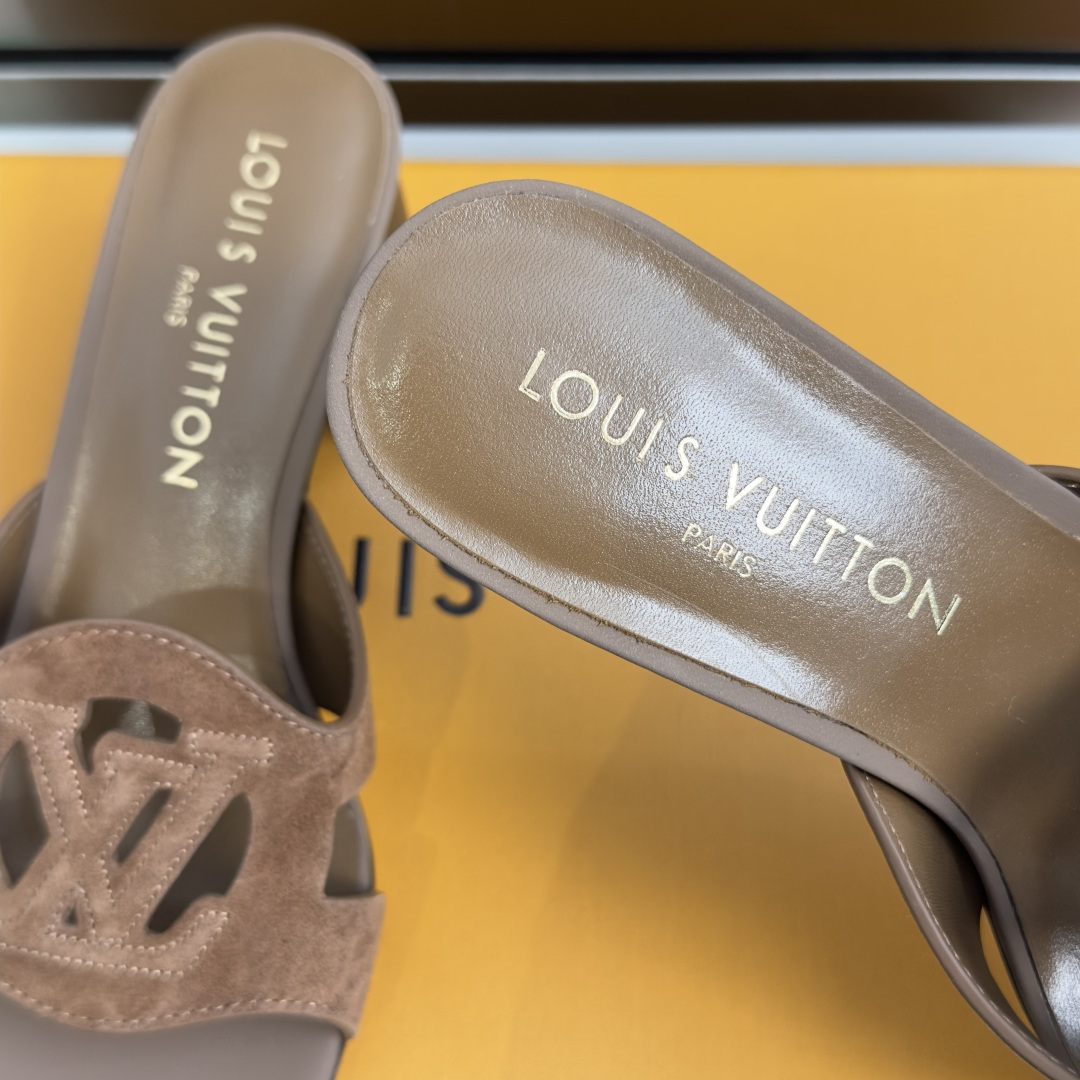 顶级版本：女款LV 路易威登 L家 驴牌 Isola系列 镂空 粗跟 凉鞋 拖鞋 本款 LV Isola