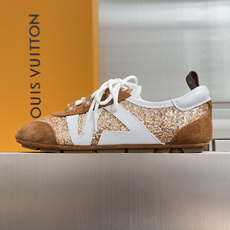 顶级版本:女款LV路易威登 L家 驴牌 最新Sneakerina系列 情侣款 玛丽珍 格利特 芭蕾运动鞋 顶级版本:女款LV路易威登 L家 驴牌 最新Sneakerina系列 情侣款 玛丽珍 格利特 芭蕾运动鞋