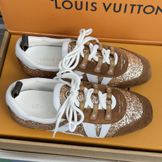 顶级版本:女款LV路易威登 L家 驴牌 最新Sneakerina系列 情侣款 玛丽珍 格利特 芭蕾运动鞋 顶级版本:女款LV路易威登 L家 驴牌 最新Sneakerina系列 情侣款 玛丽珍 格利特 芭蕾运动鞋