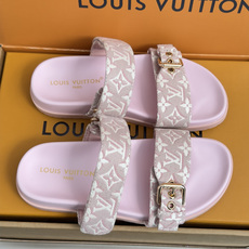 顶级版本:女款LV 路易威登L家 驴牌 Isola Comfort系列 厚底 凉拖鞋本款 LV Iso 顶级版本:女款LV 路易威登L家 驴牌 Isola Comfort系列 厚底 凉拖鞋本款 LV Iso