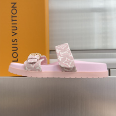 顶级版本:女款LV 路易威登L家 驴牌 Isola Comfort系列 厚底 凉拖鞋本款 LV Iso 顶级版本:女款LV 路易威登L家 驴牌 Isola Comfort系列 厚底 凉拖鞋本款 LV Iso