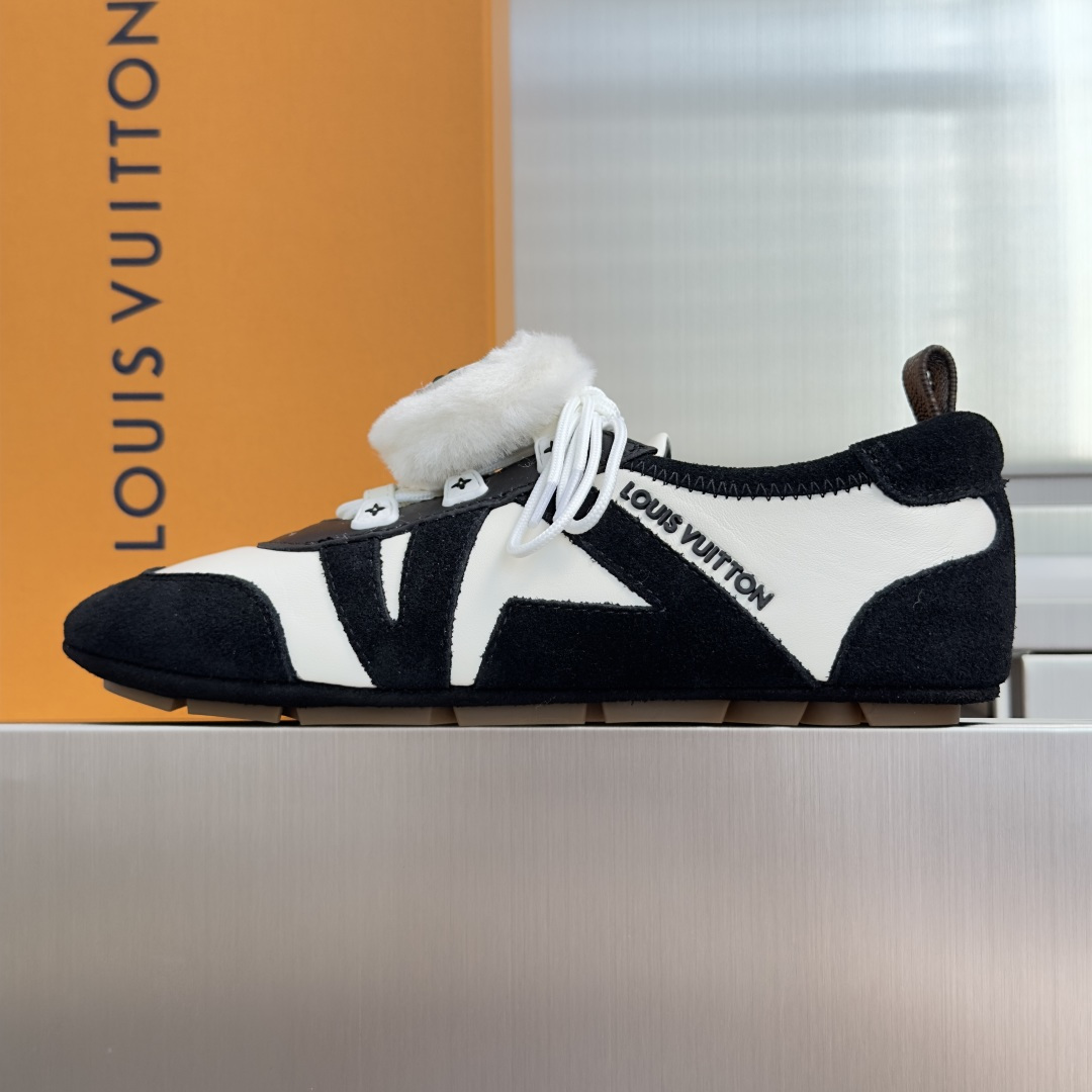 Louis Vuitton Mary Jane Shoes