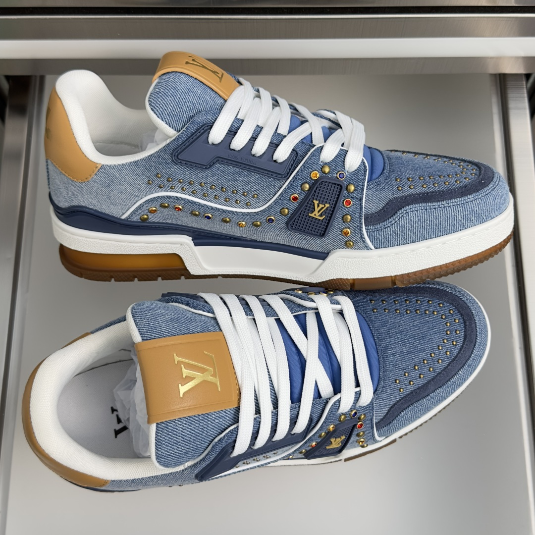 Louis Vuitton Sneakers