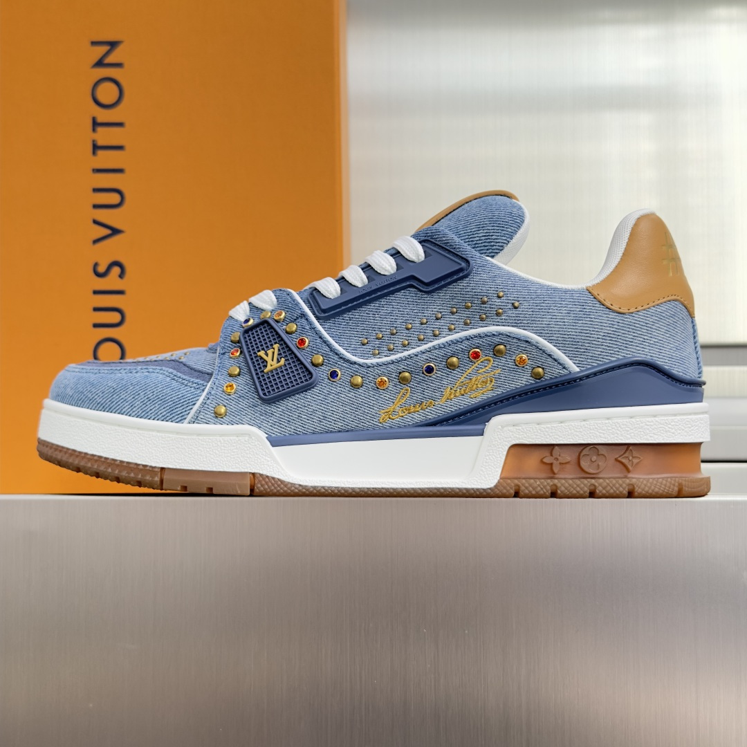 Louis Vuitton Sneakers