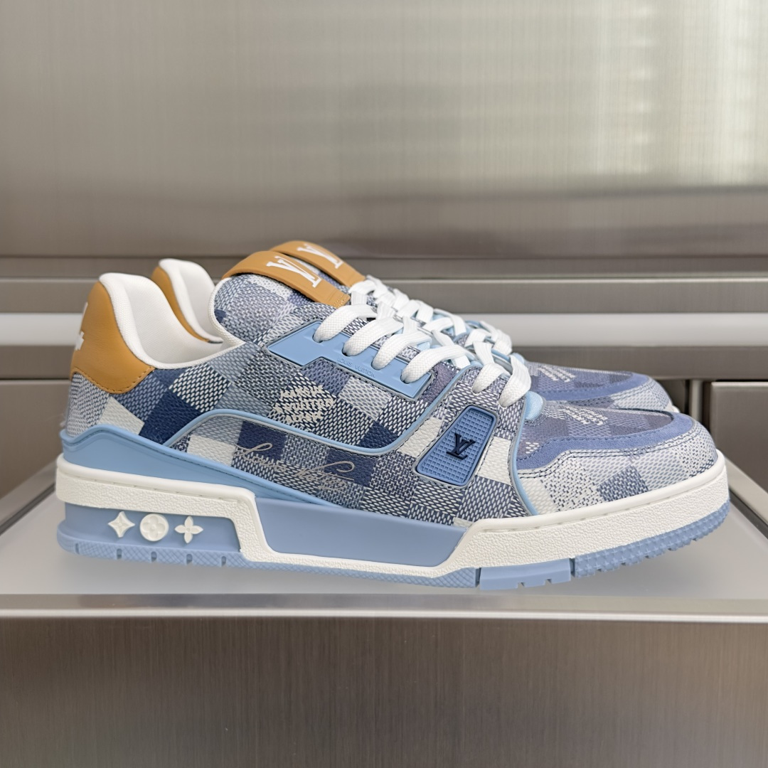 Louis Vuitton Sneakers
