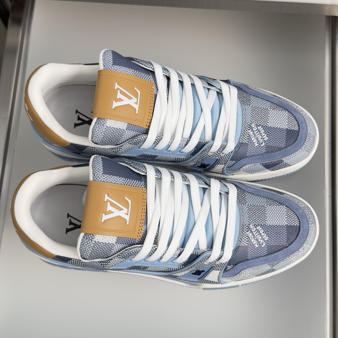 Louis Vuitton Sneakers