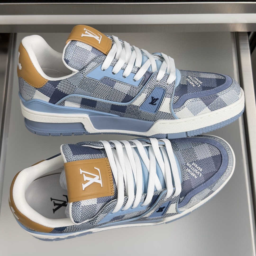 Louis Vuitton Sneakers