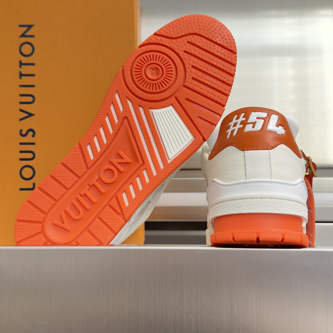 Louis Vuitton Sneakers