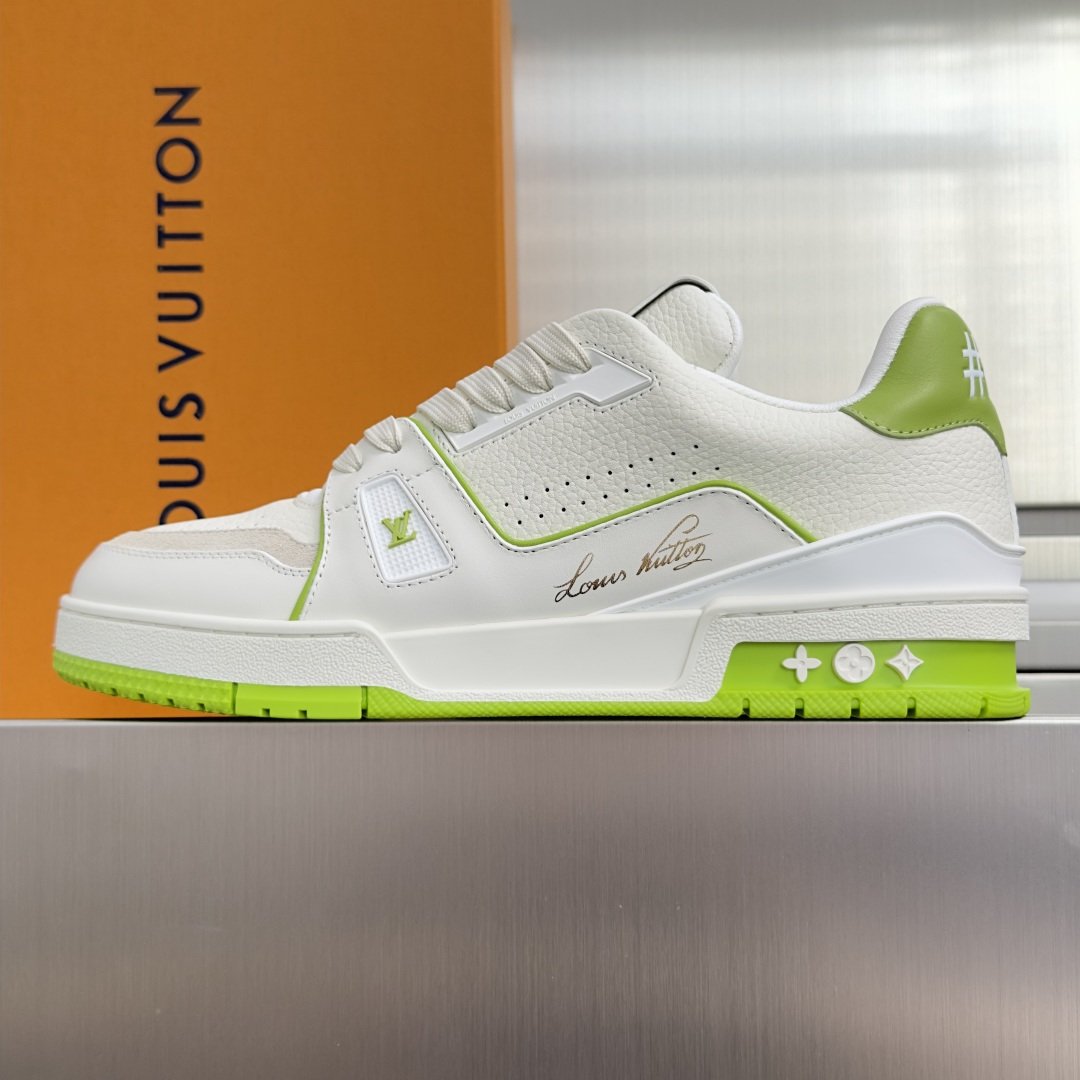 Louis Vuitton Sneakers
