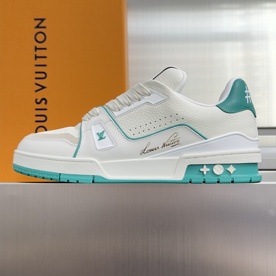 Louis Vuitton Sneakers