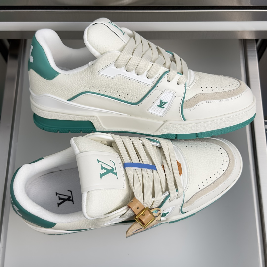 Louis Vuitton Sneakers