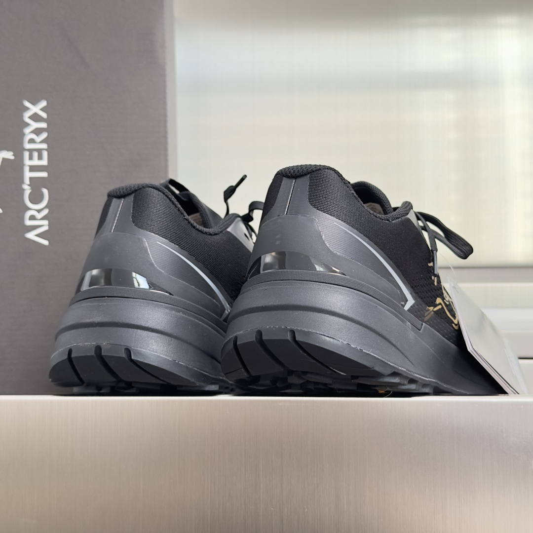 Designer Sneakers