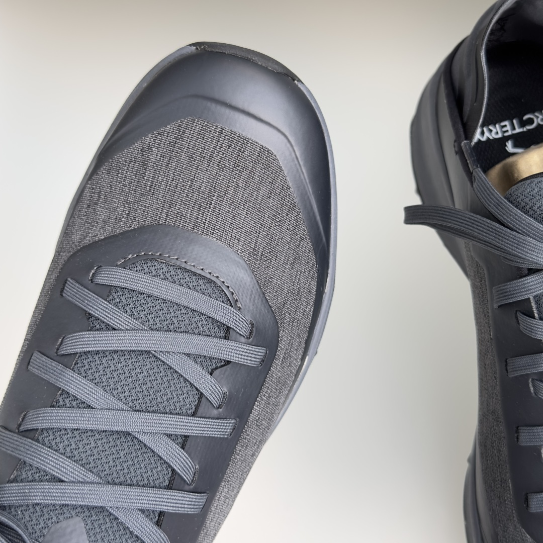 Designer Sneakers