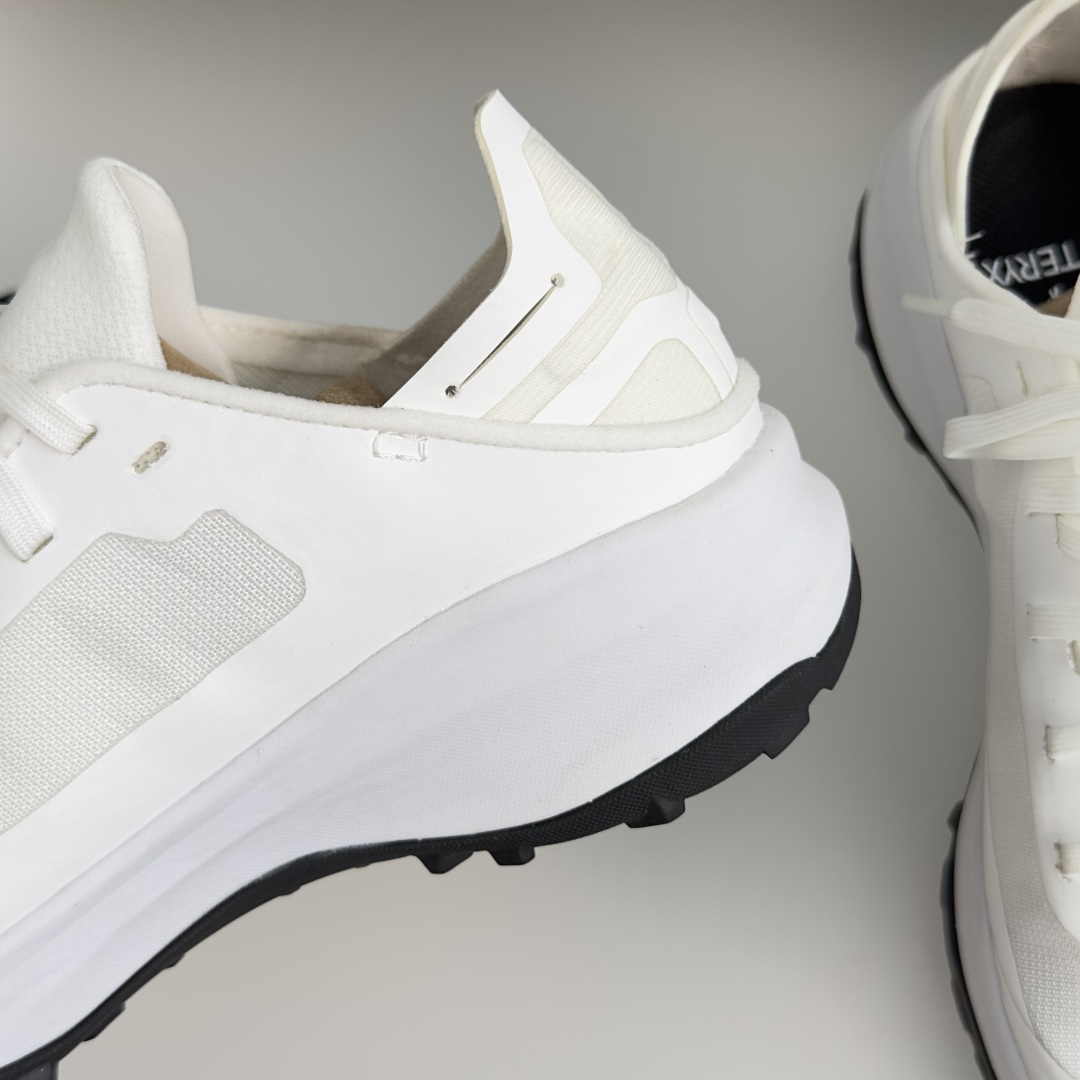 Designer Sneakers