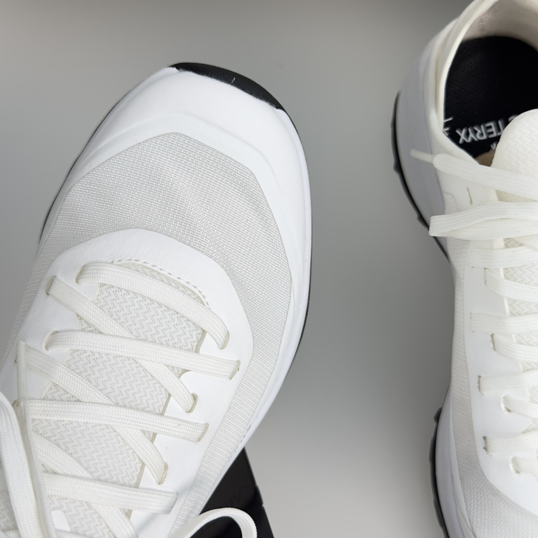 Designer Sneakers