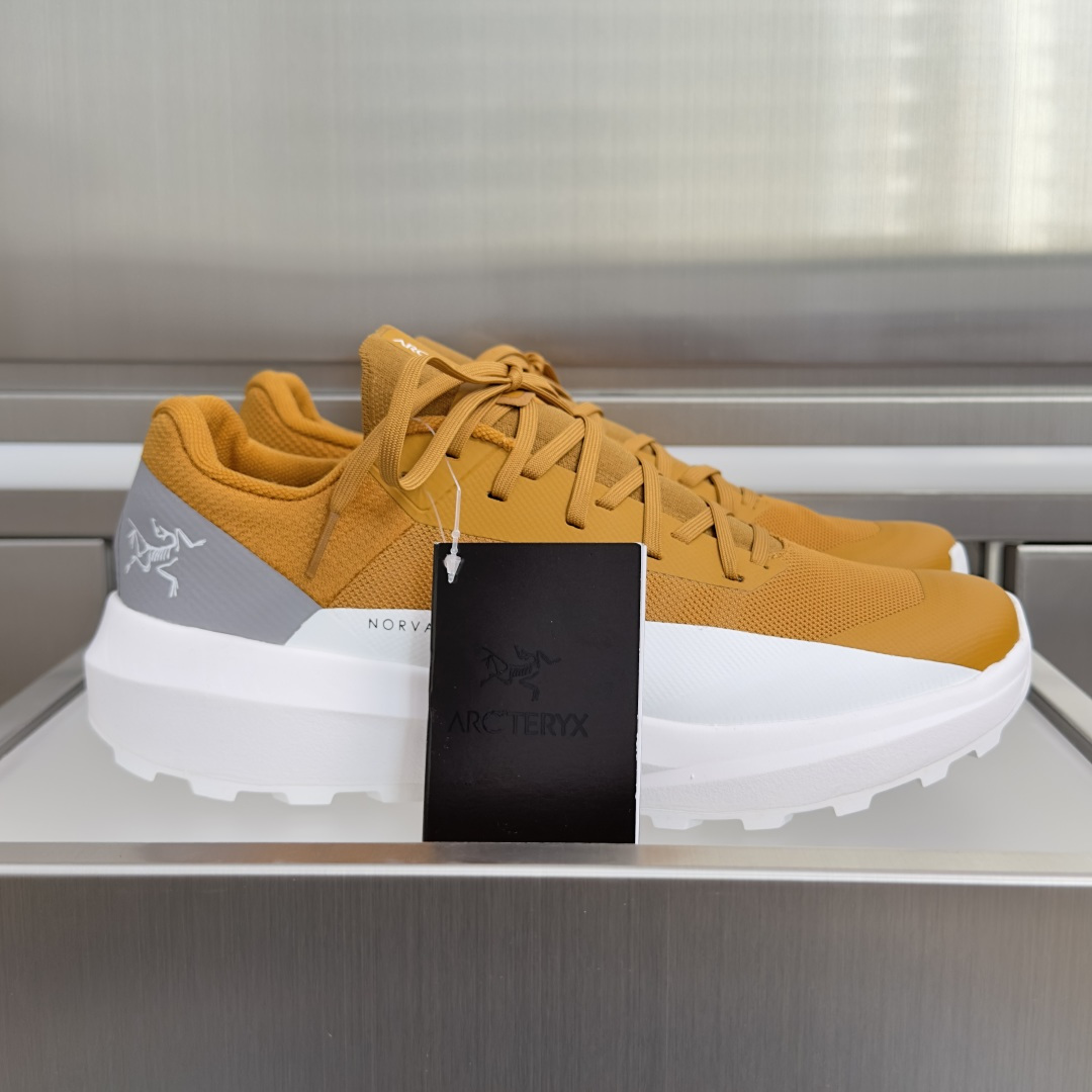 Designer Sneakers