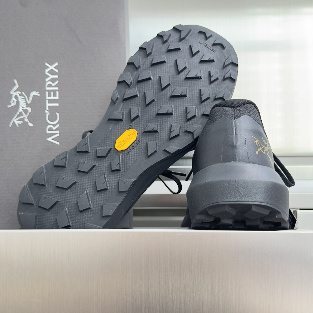 Designer Sneakers