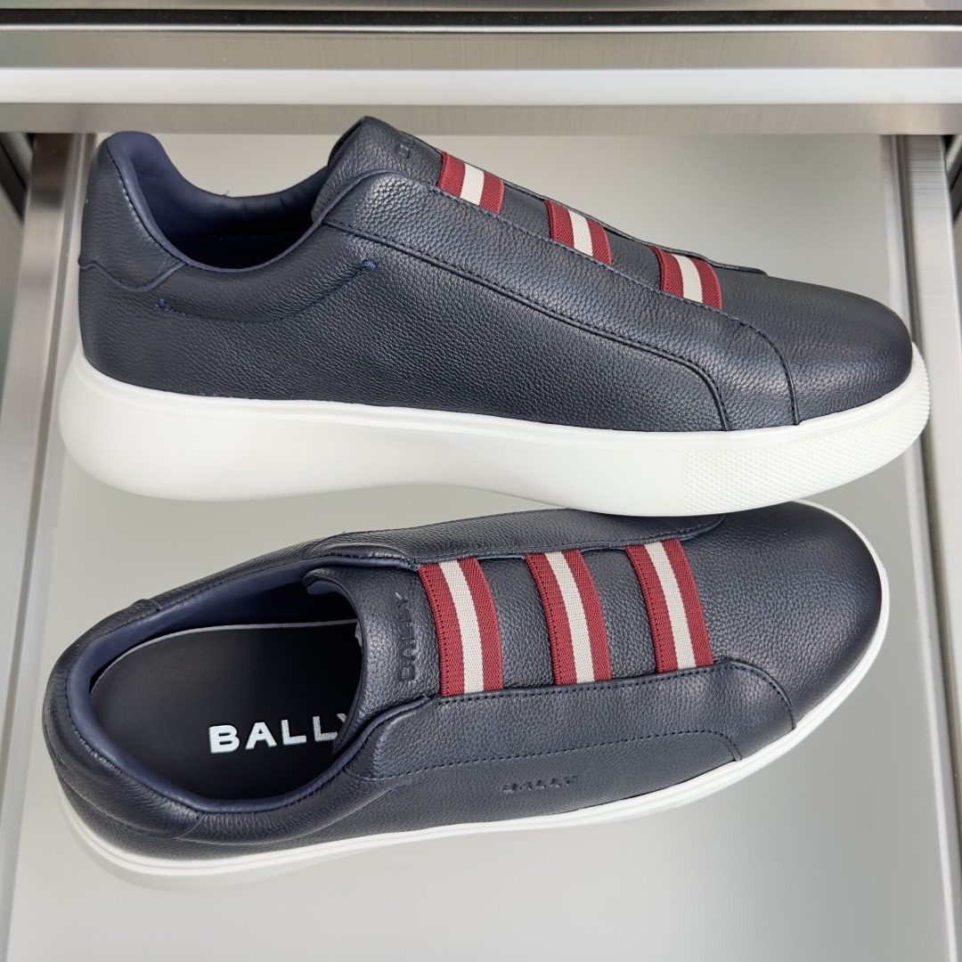 顶级版本：男款 Bally巴利 厚底 一脚蹬 休闲 小白鞋 运动鞋 经典纯白皮革鞋面，细腻柔润，自带低调高级 BALLY
