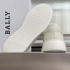 顶级版本:男款 Bally巴利 厚底 一脚蹬 休闲 小白鞋 运动鞋 经典纯白皮革鞋面,细腻柔润,自带低调高级 BALLY 顶级版本:男款 Bally巴利 厚底 一脚蹬 休闲 小白鞋 运动鞋 经典纯白皮革鞋面,细腻柔润,自带低调高级 BALLY