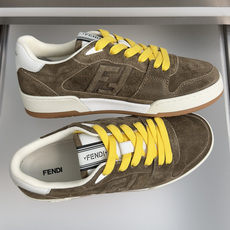 顶级版本:情侣款 Fendi芬迪match胶囊系列 情侣款 休闲 运动鞋 板鞋 FENDI Match一脚蹬运动鞋。白色 顶级版本:情侣款 Fendi芬迪match胶囊系列 情侣款 休闲 运动鞋 板鞋 FENDI Match一脚蹬运动鞋。白色