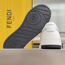 顶级版本:情侣款 Fendi芬迪match胶囊系列 情侣款 休闲 运动鞋 板鞋 FENDI Match一脚蹬运动鞋。白色 顶级版本:情侣款 Fendi芬迪match胶囊系列 情侣款 休闲 运动鞋 板鞋 FENDI Match一脚蹬运动鞋。白色
