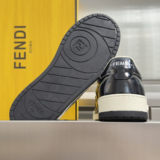 顶级版本:情侣款 Fendi芬迪match胶囊系列 情侣款 休闲 运动鞋 板鞋 FENDI Match一脚蹬运动鞋。白色 顶级版本:情侣款 Fendi芬迪match胶囊系列 情侣款 休闲 运动鞋 板鞋 FENDI Match一脚蹬运动鞋。白色