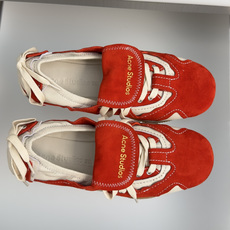 顶级版本:女款 Acne studios AC 芭蕾舞鞋 休闲 运动鞋 原版购入开发 做货 绑带鞋重新构想了芭蕾舞鞋的轮 顶级版本:女款 Acne studios AC 芭蕾舞鞋 休闲 运动鞋 原版购入开发 做货 绑带鞋重新构想了芭蕾舞鞋的轮